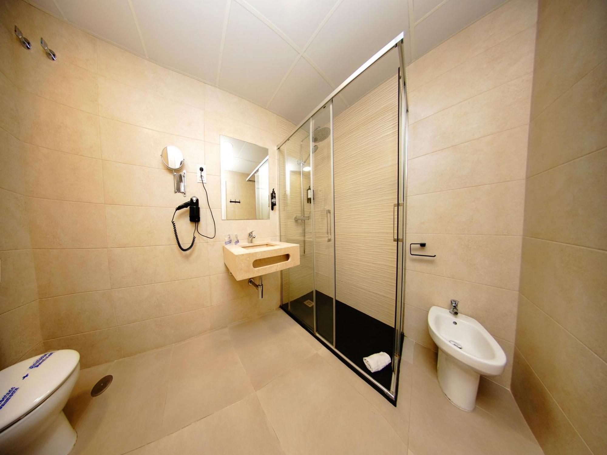 Double Room Terrace Airport Shuttle